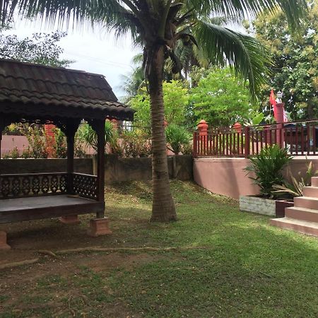 Harmony Guesthouse Sdn Bhd Padang Mat Sirat Esterno foto