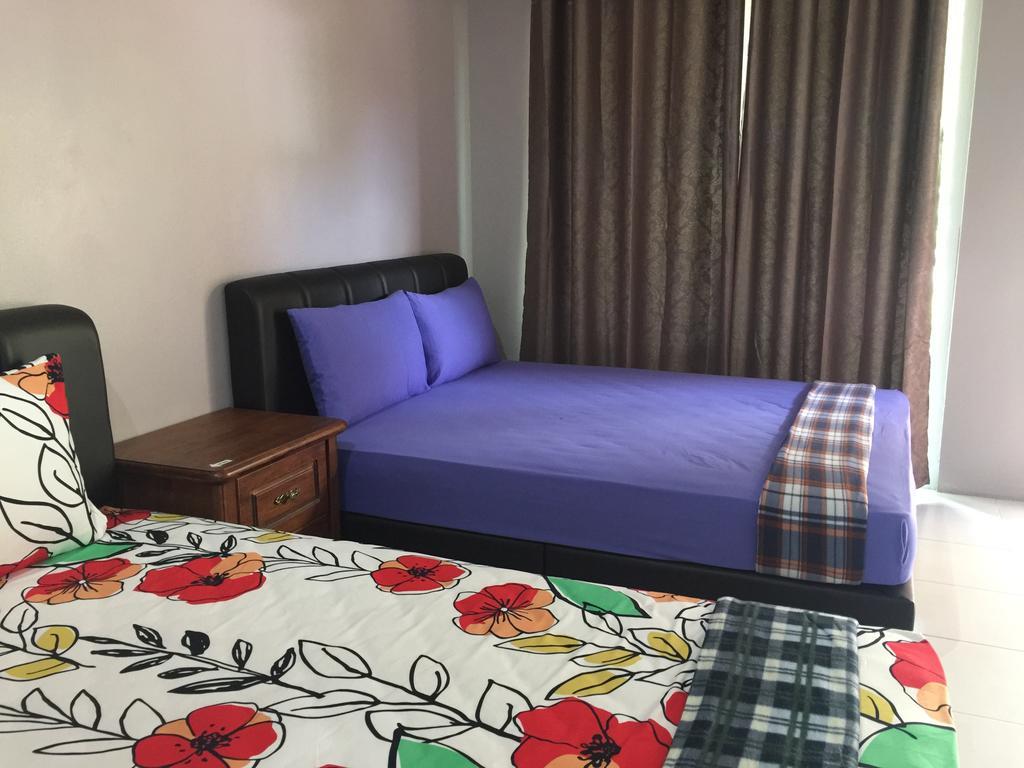 Harmony Guesthouse Sdn Bhd Padang Mat Sirat Esterno foto