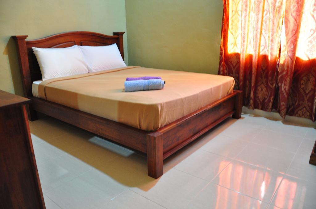 Harmony Guesthouse Sdn Bhd Padang Mat Sirat Esterno foto